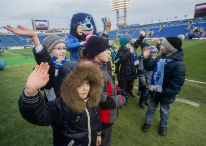 Как «Зенит-Фаны» провели март и апрель: фоторепортаж