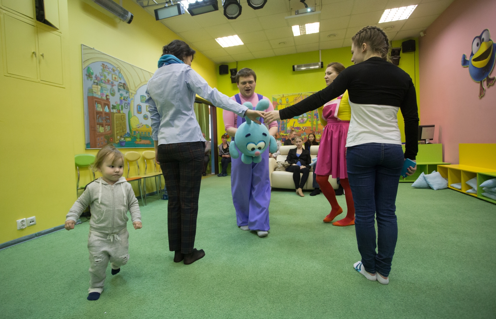 Константин Зырянов побывал в гостях у «Смешариков»