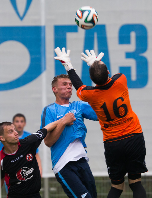 Товарищеский матч «Зенит» — «Звезда» (Санкт-Петребург)