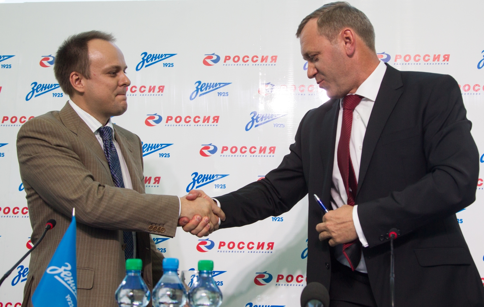 «Зенит»  и «Авиакомпания Россия»  —  партнеры!