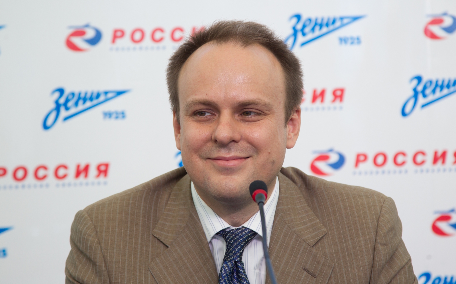 «Зенит»  и «Авиакомпания Россия»  —  партнеры!