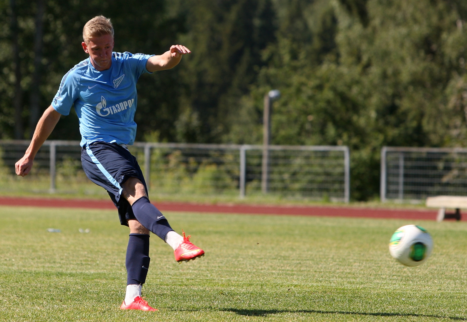 Тренировка «Зенита»-2 в Финляндии 7 июля 07.07.2014. Финляндия, Леппявирта. Предсезонный сбор «Зенита»-2.