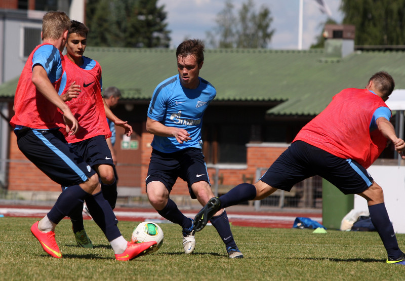Тренировка «Зенита»-2 в Финляндии 7 июля 07.07.2014. Финляндия, Леппявирта. Предсезонный сбор «Зенита»-2.