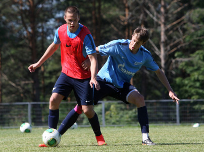 Тренировка «Зенита»-2 в Финляндии 7 июля 07.07.2014. Финляндия, Леппявирта. Предсезонный сбор «Зенита»-2.