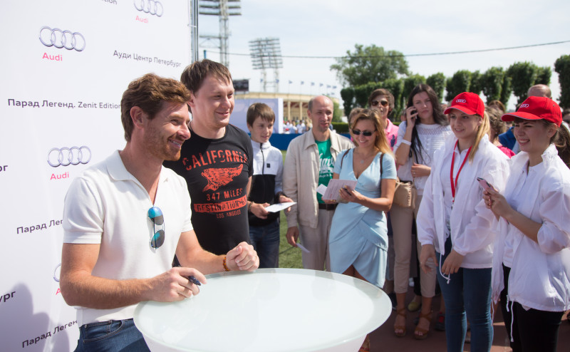 Автограф-сессия Андре Виллаш-Боаша