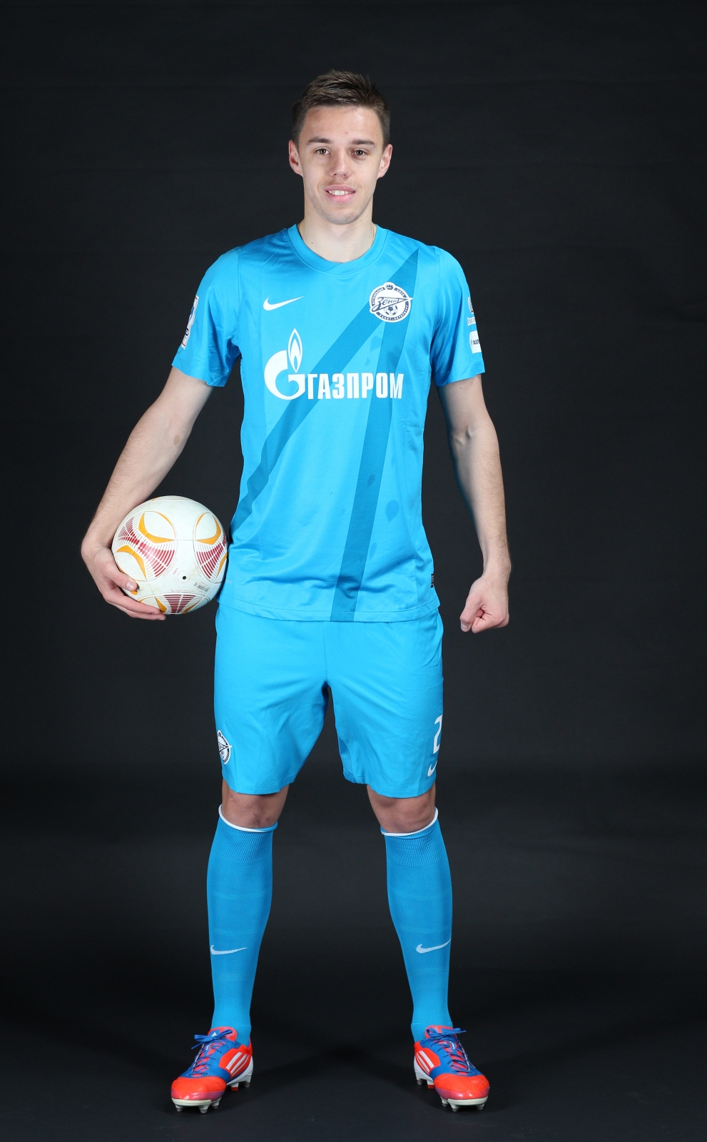 Фотосессия футболиста основного состава ФК «Зенит»