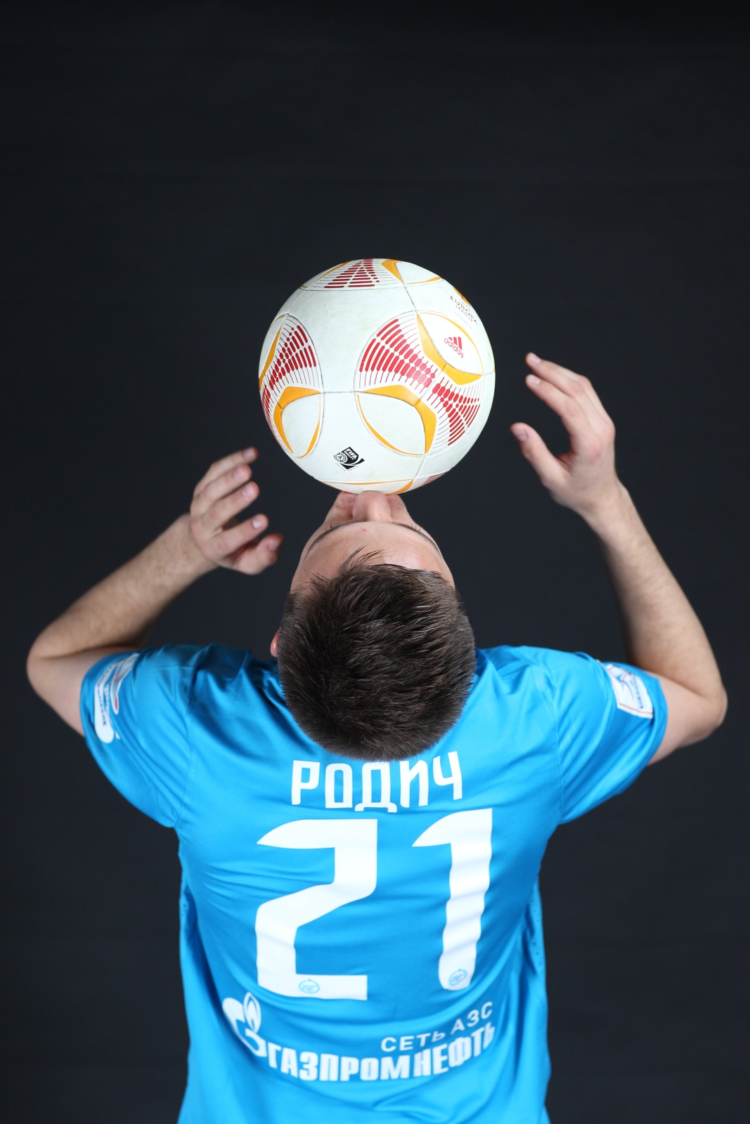 Фотосессия футболиста основного состава ФК «Зенит»