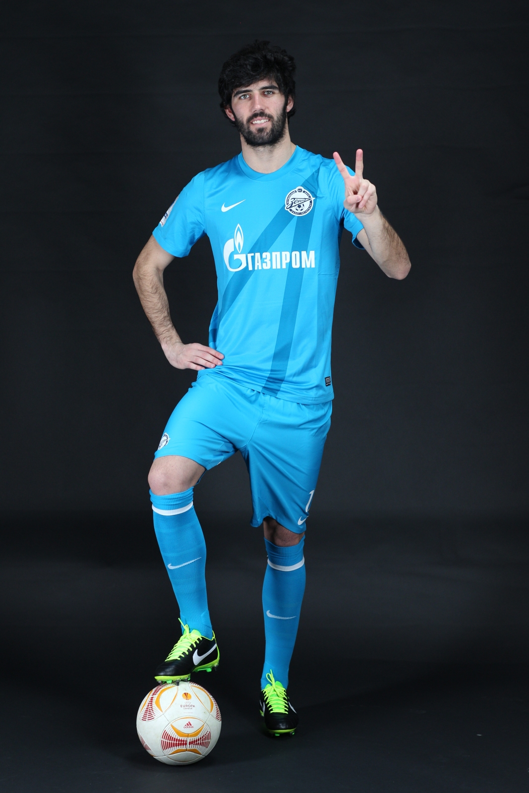 Фотосессия футболиста основного состава ФК «Зенит»