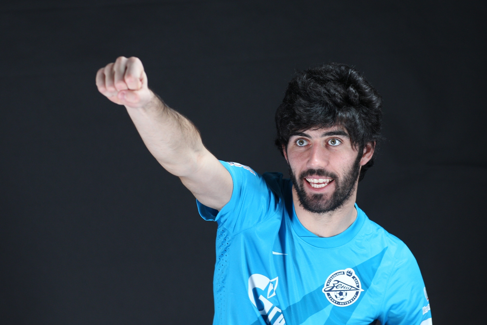 Фотосессия футболиста основного состава ФК «Зенит»