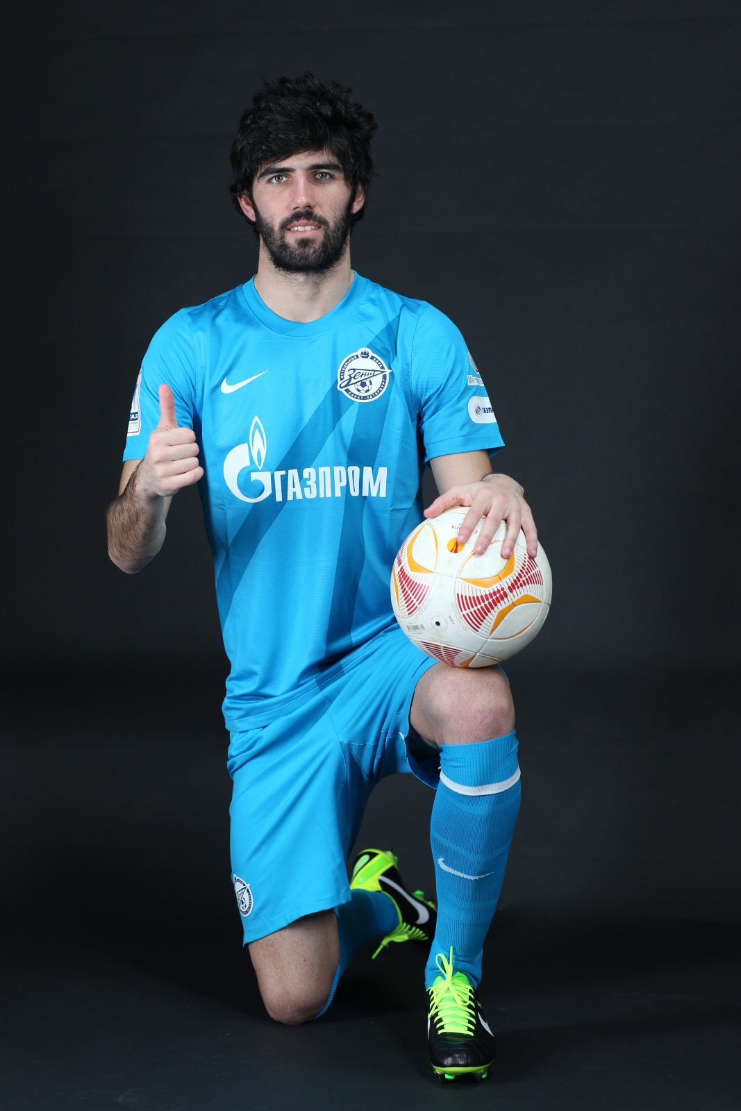 Фотосессия футболиста основного состава ФК «Зенит»