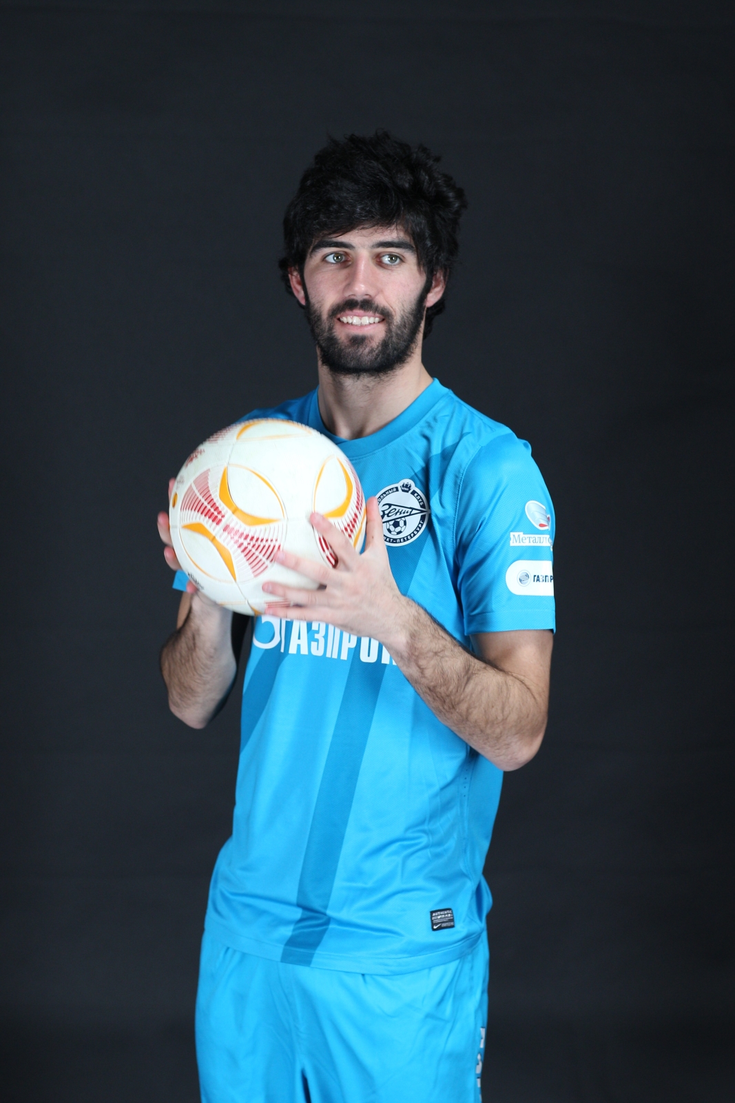 Фотосессия футболиста основного состава ФК «Зенит»