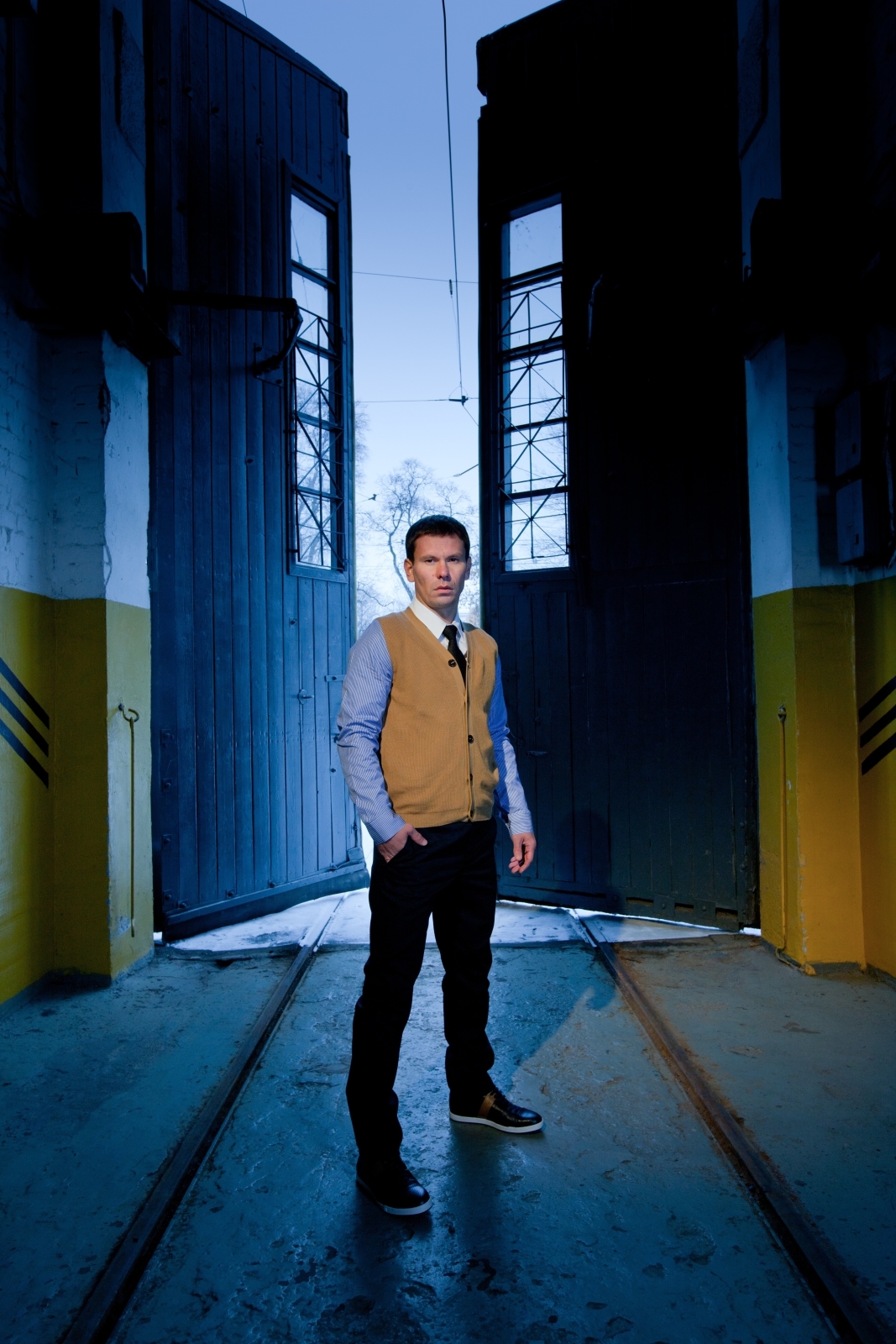 Константин Зырянов в трамвайном парке