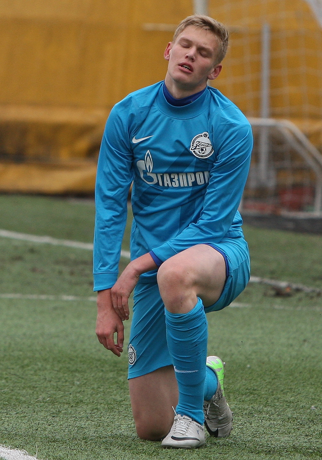 Чемпионат Санкт-Петербург. «Коломяги» — «Зенит»