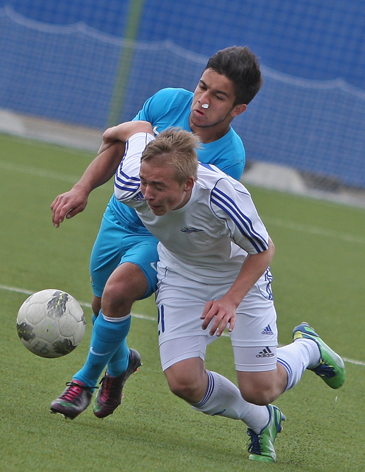 Академия «Зенита» — СДЮШОР «Зенит».