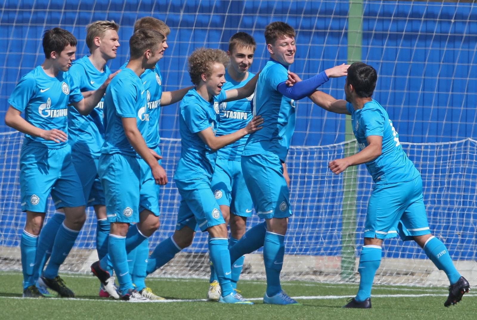 Академия «Зенита» — СДЮШОР «Зенит».