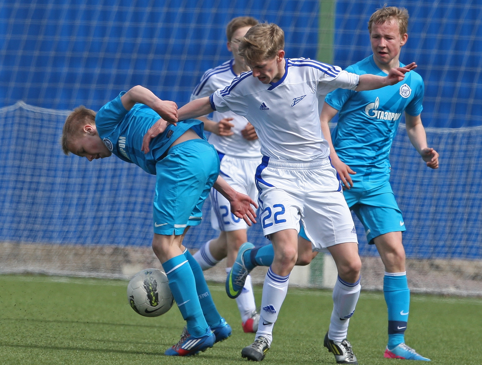 Академия «Зенита» — СДЮШОР «Зенит».