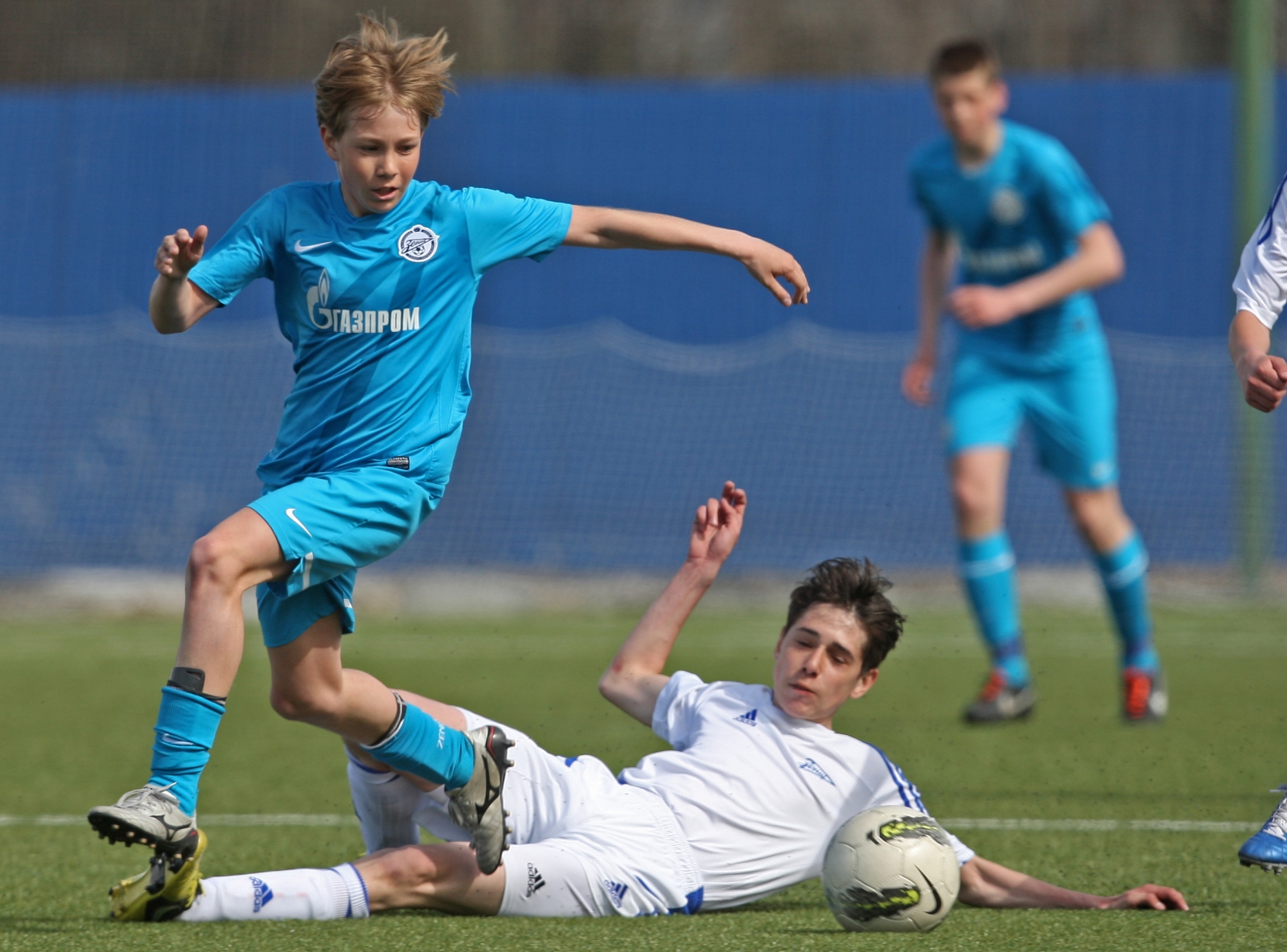 Академия «Зенита» — СДЮШОР «Зенит».