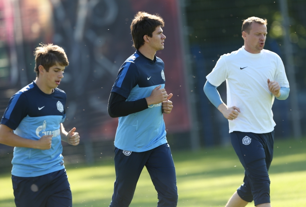 Первая тренировка в сезоне 2013/2014 основного состава ФК