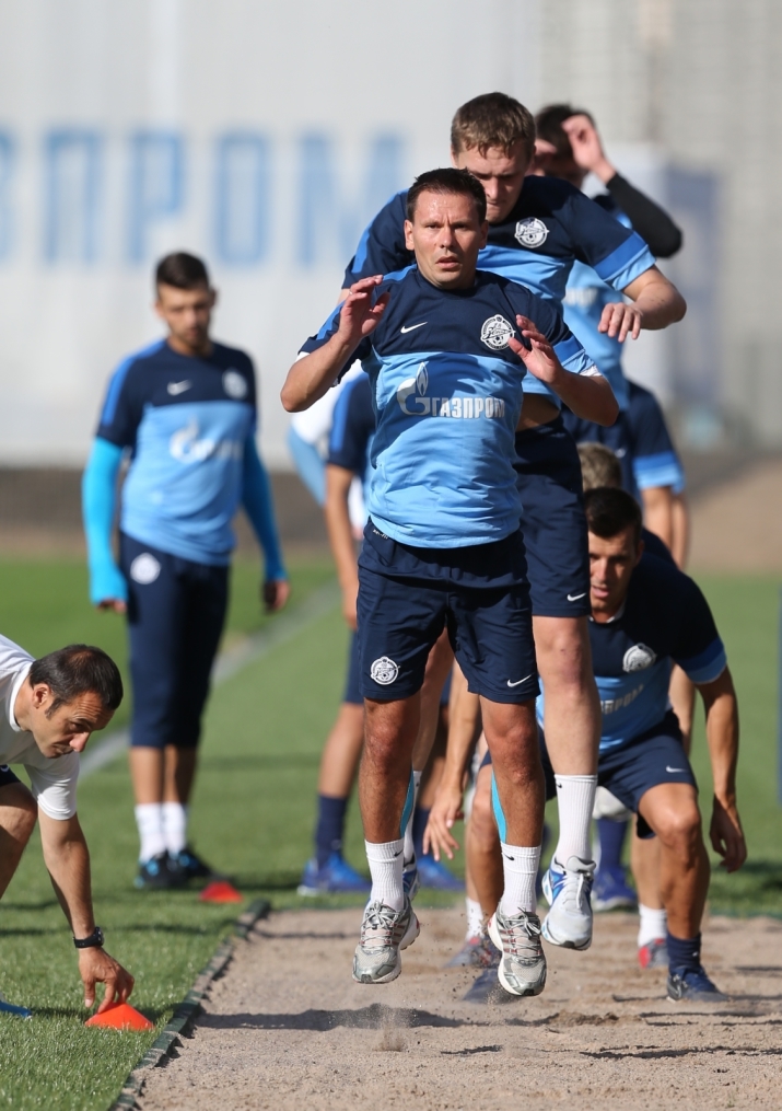 Первая тренировка в сезоне 2013/2014 основного состава ФК
