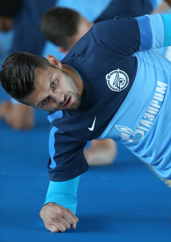 Первая тренировка в сезоне 2013/2014 основного состава ФК