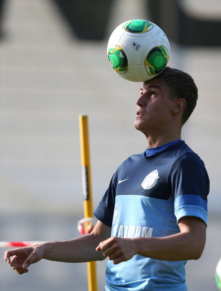 Первая тренировка в сезоне 2013/2014 основного состава ФК