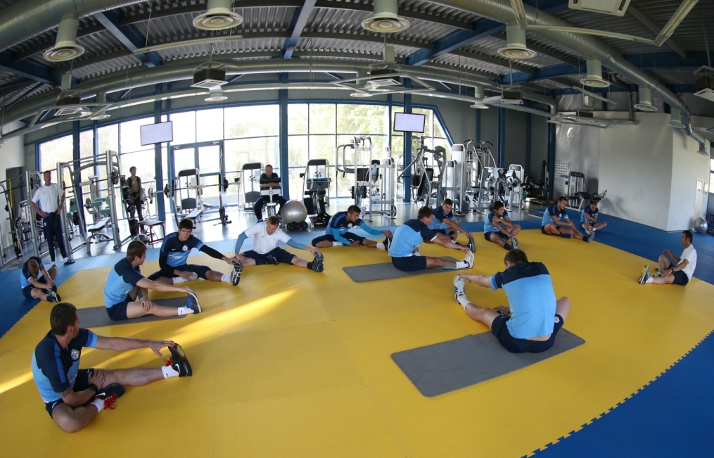 Первая тренировка в сезоне 2013/2014 основного состава ФК