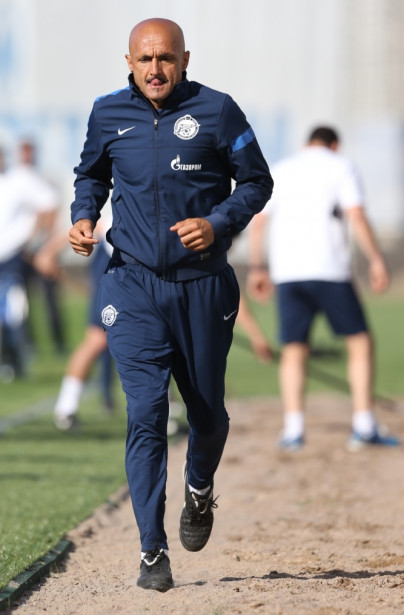 Первая тренировка в сезоне 2013/2014 основного состава ФК