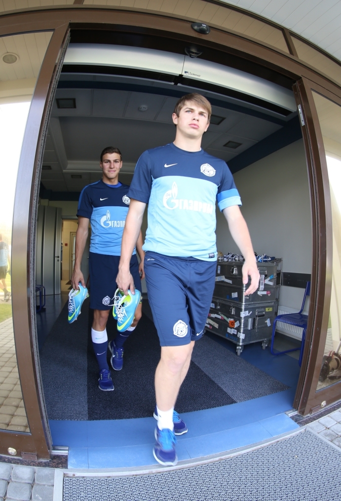 Первая тренировка в сезоне 2013/2014 основного состава ФК