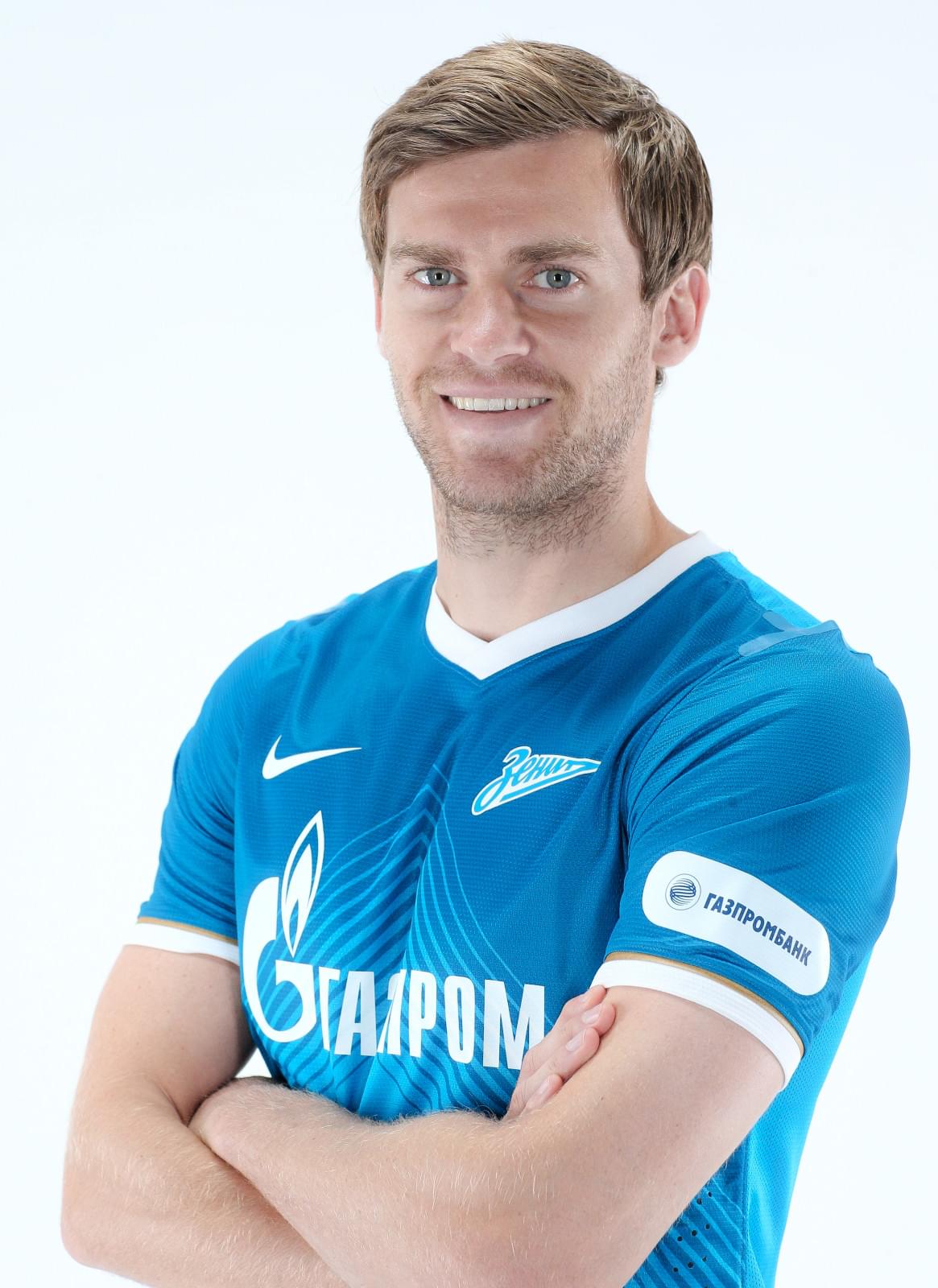 Фотосессия футболиста основного состава ФК «Зенит» сезона  2013/2014