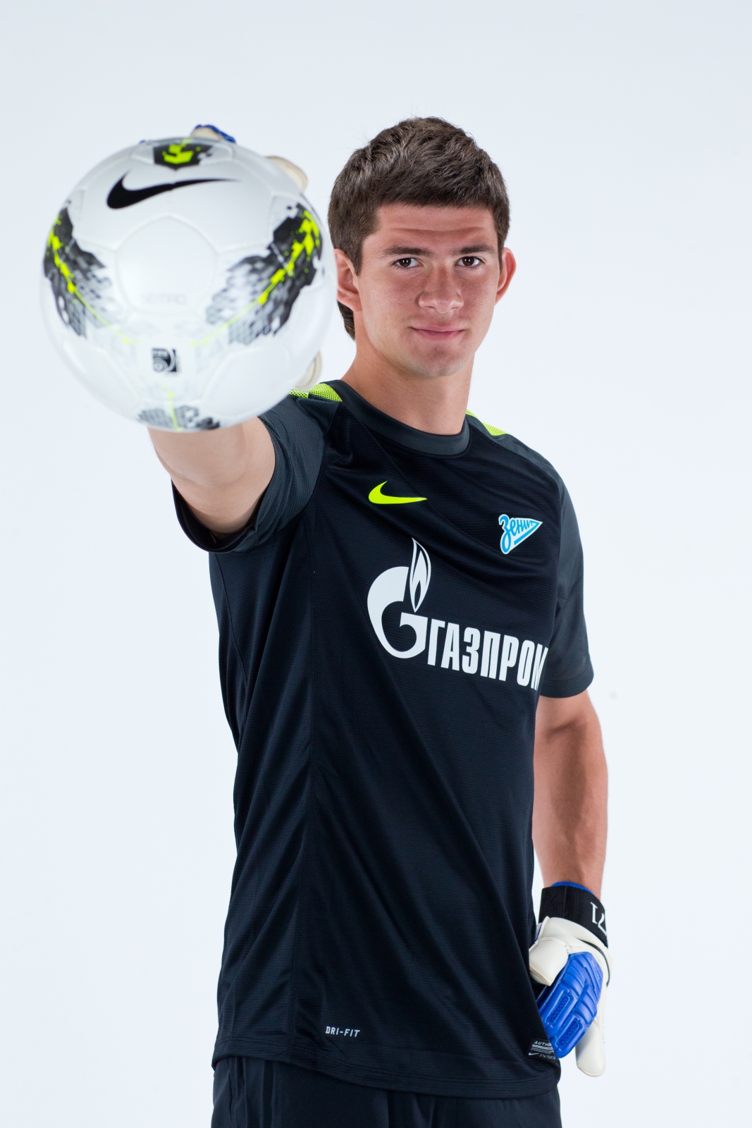 Фотосессия футболиста основного состава ФК «Зенит» сезона  2013/2014