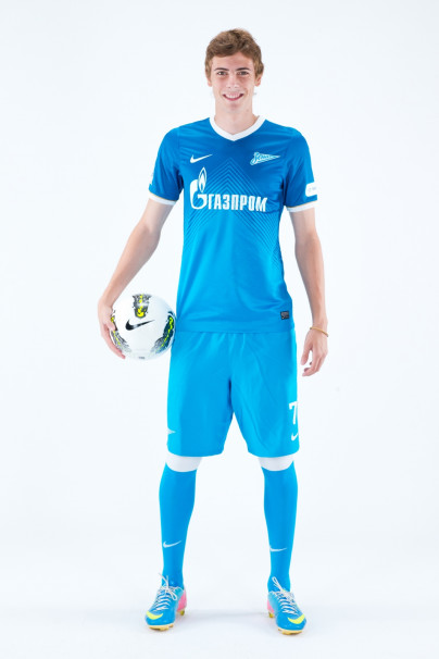 Фотосессия футболиста основного состава ФК «Зенит» сезона  2013/2014