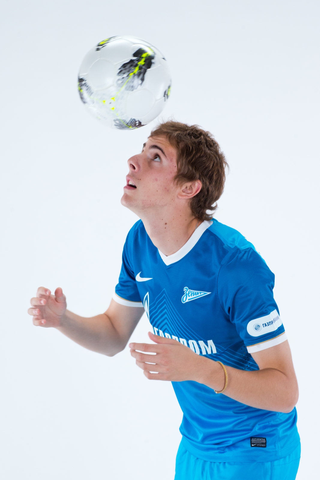 Фотосессия футболиста основного состава ФК «Зенит» сезона  2013/2014