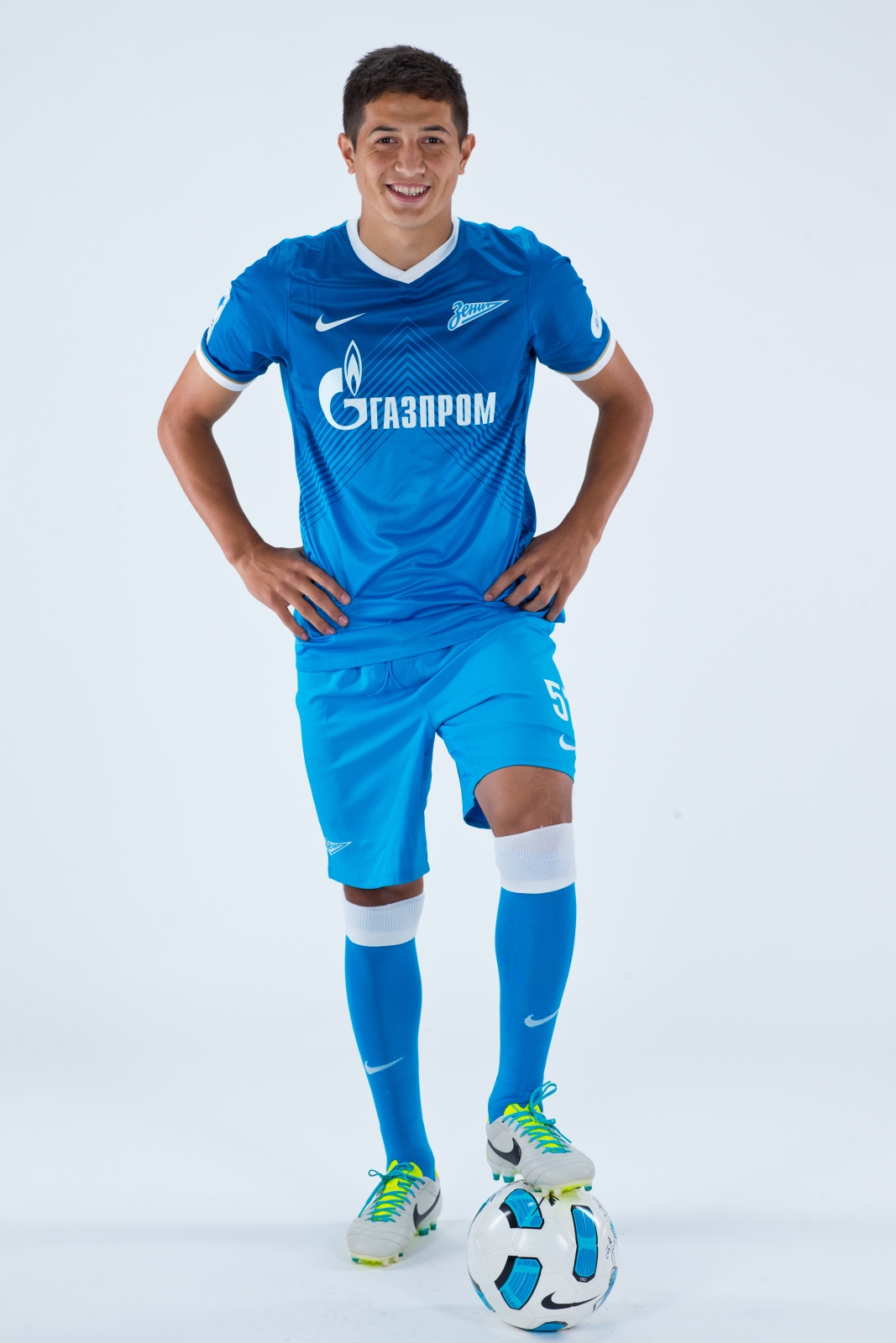 Фотосессия футболиста основного состава ФК «Зенит» сезона  2013/2014