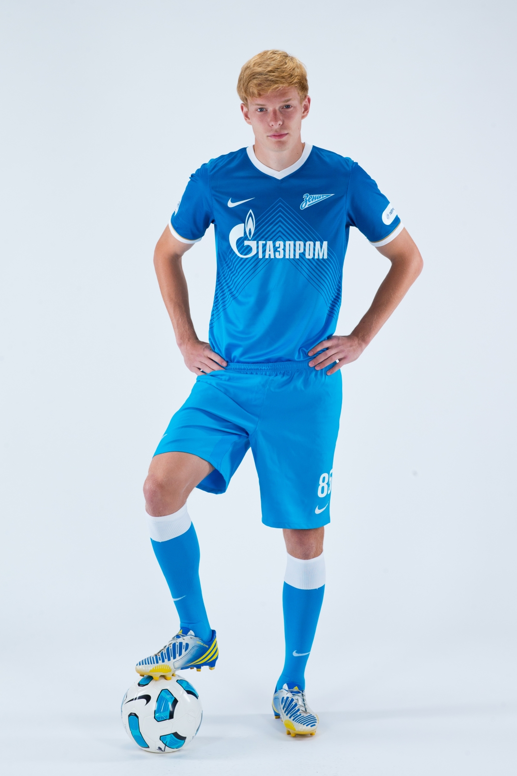Фотосессия футболиста основного состава ФК «Зенит» сезона  2013/2014