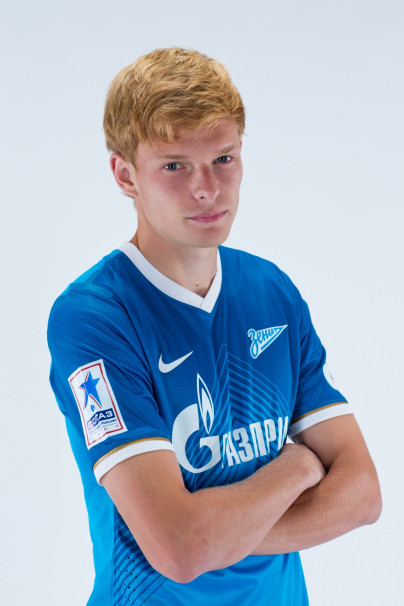Фотосессия футболиста основного состава ФК «Зенит» сезона  2013/2014