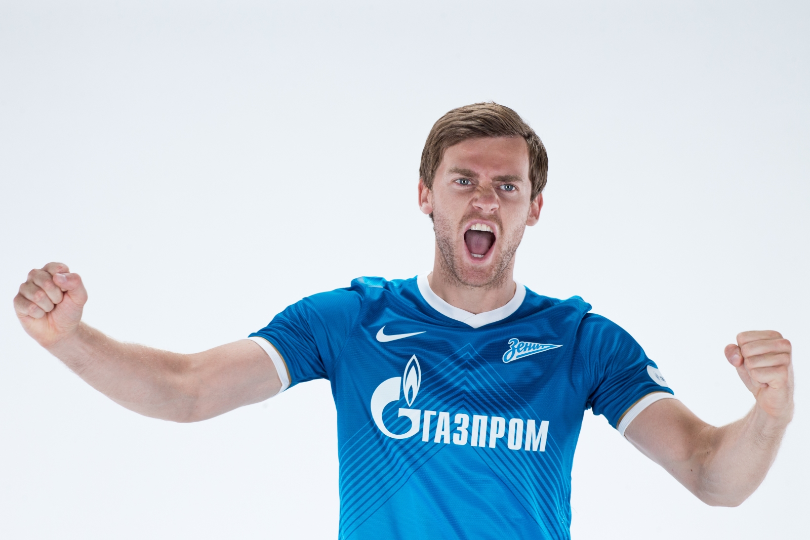 Фотосессия футболиста основного состава ФК «Зенит» сезона  2013/2014