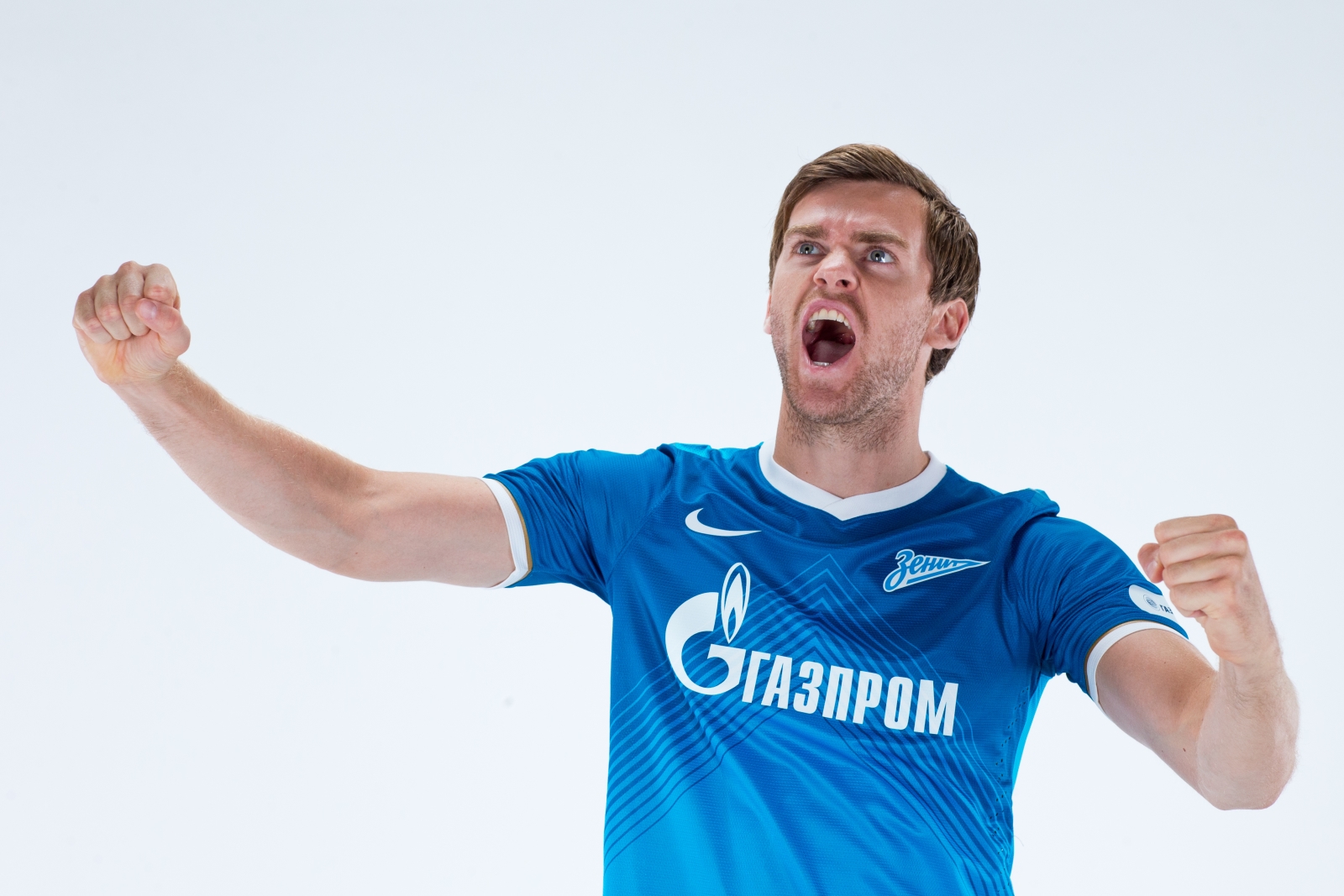 Фотосессия футболиста основного состава ФК «Зенит» сезона  2013/2014