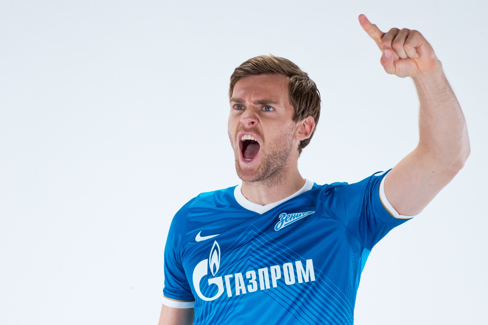 Фотосессия футболиста основного состава ФК «Зенит» сезона  2013/2014