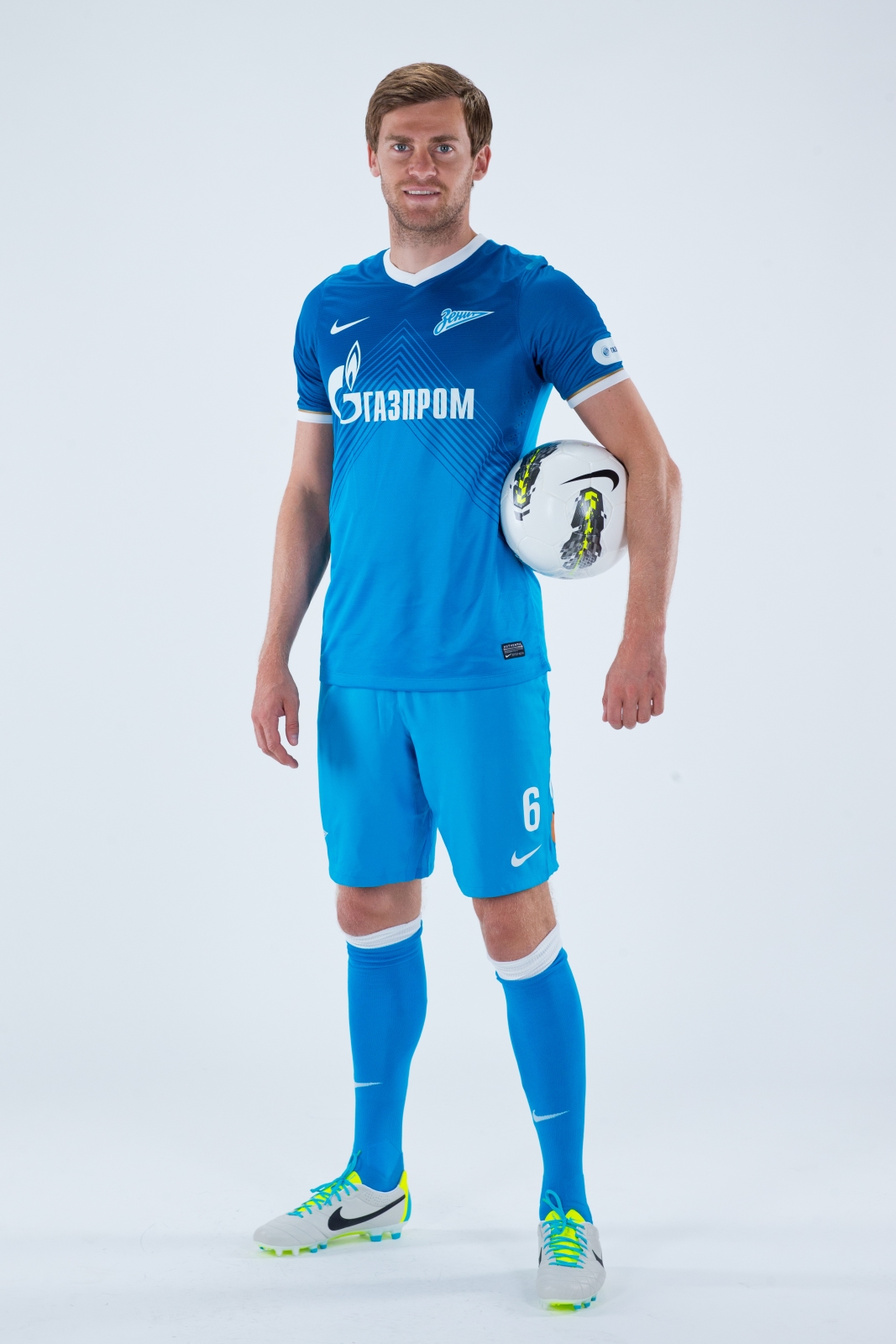 Фотосессия футболиста основного состава ФК «Зенит» сезона  2013/2014