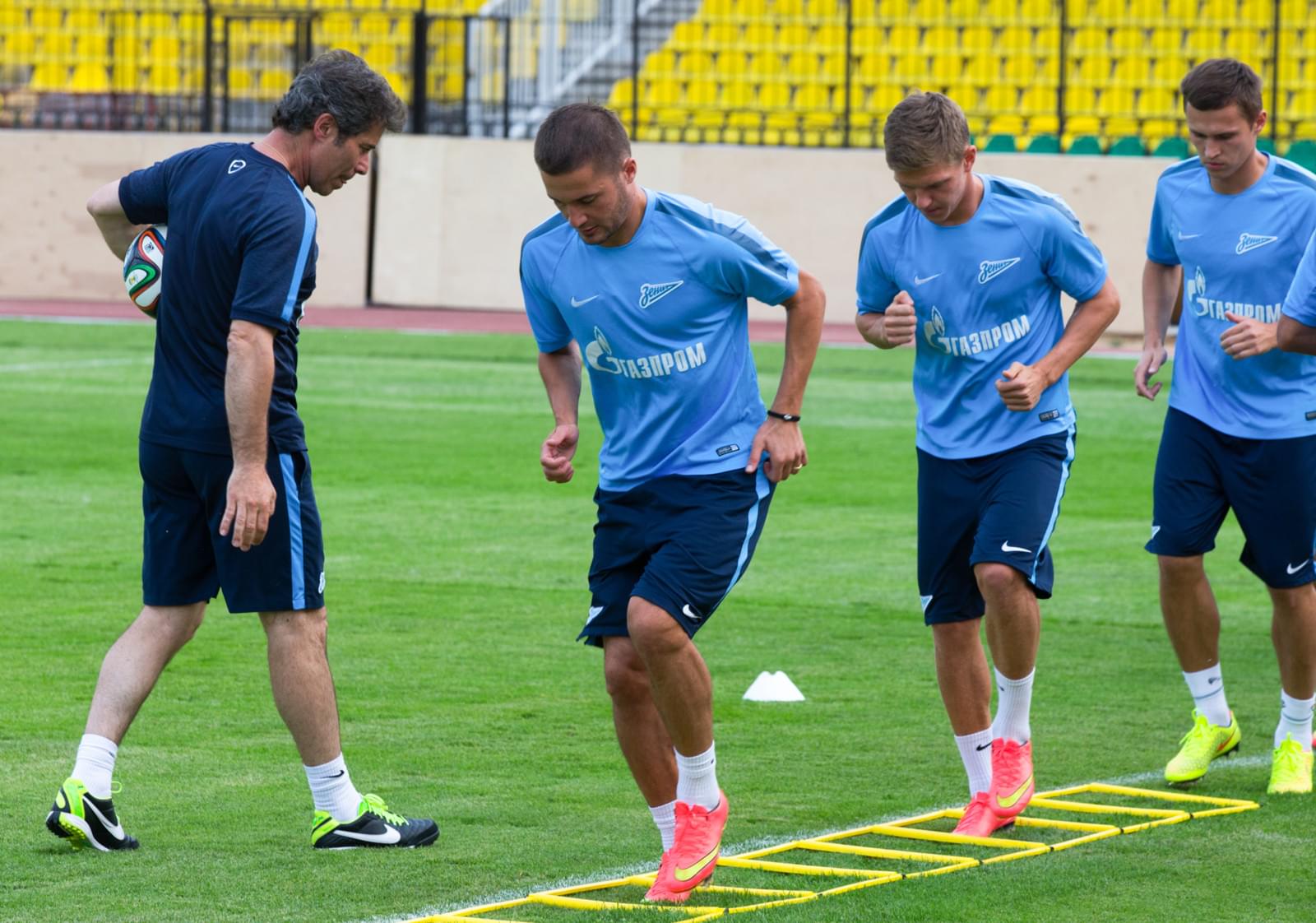 Тренировка «Зенита» перед матчем с «Арсеналом»