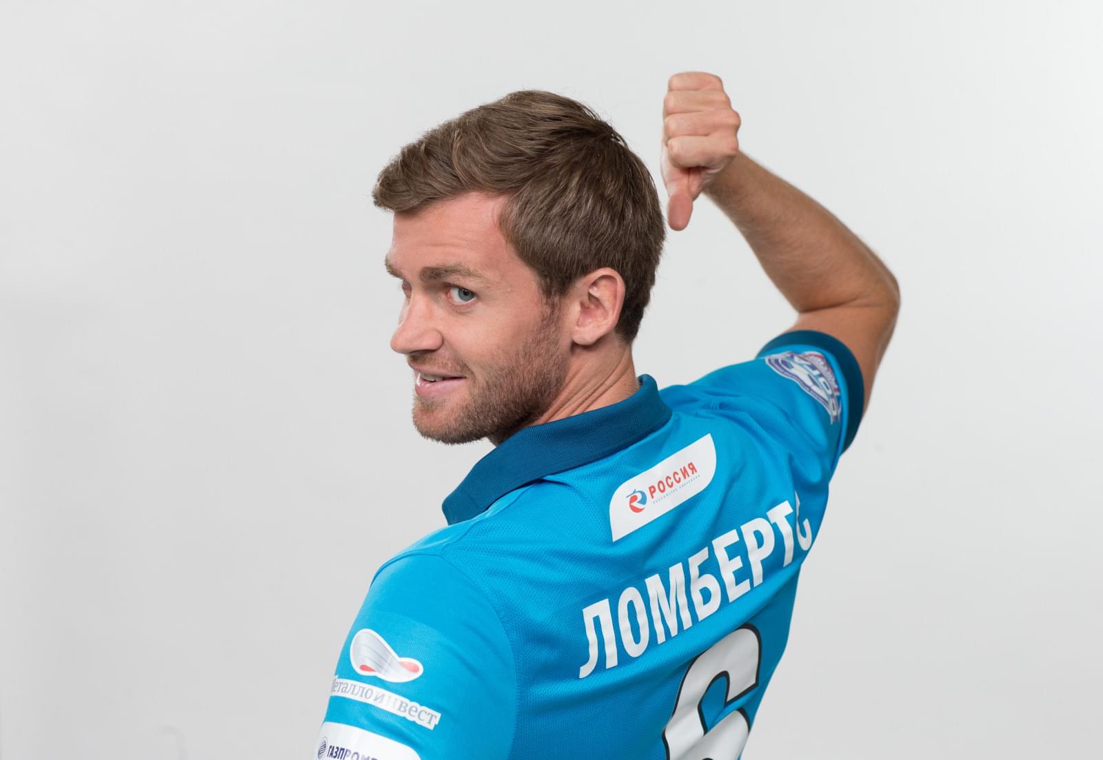 Фотосессия футболистов и тренеров основного состава ФК «Зенит» сезона 2014/2015