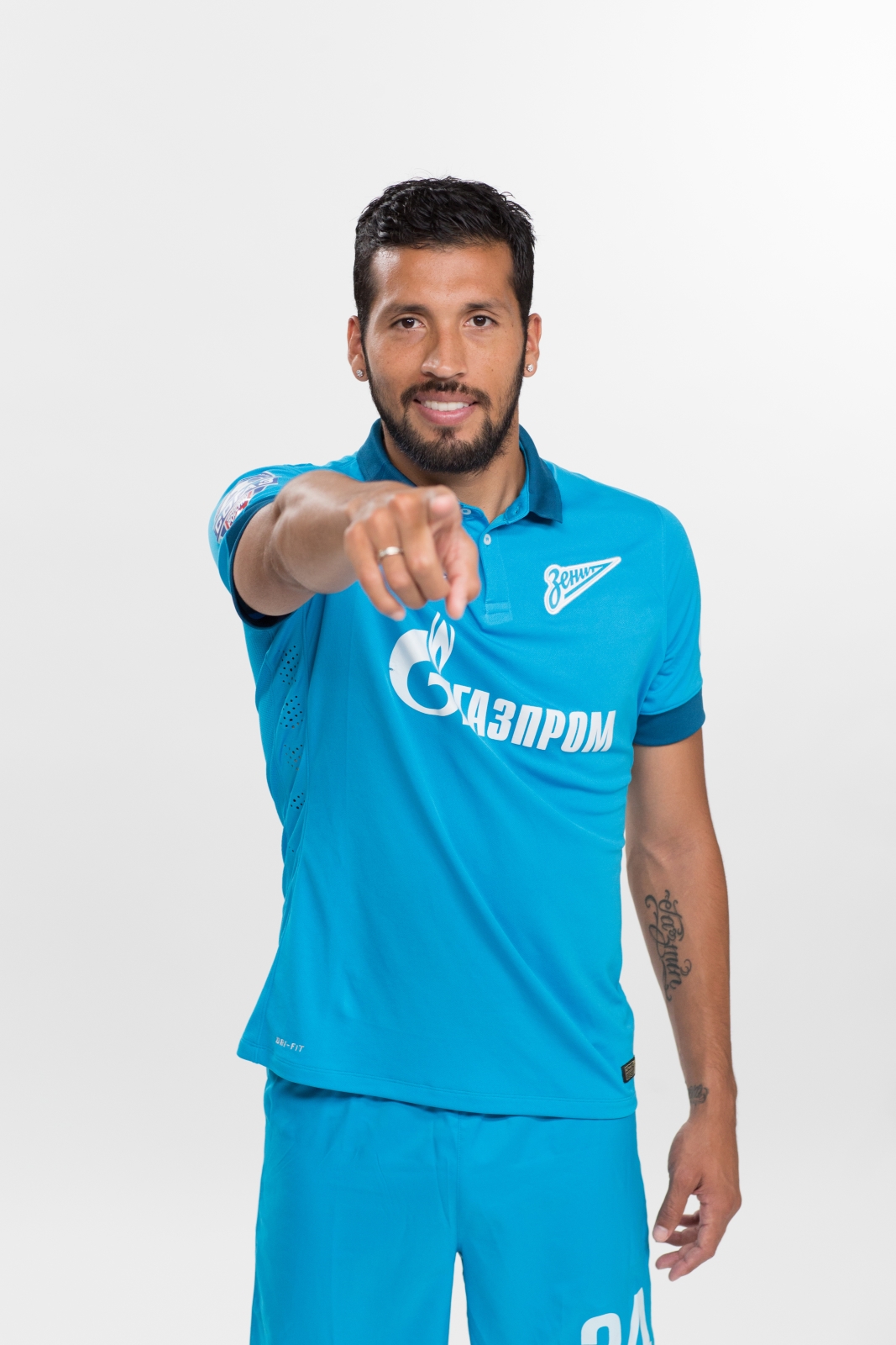 Фотосессия Эсекиэля Гарая, футболиста основного состава ФК «Зенит»