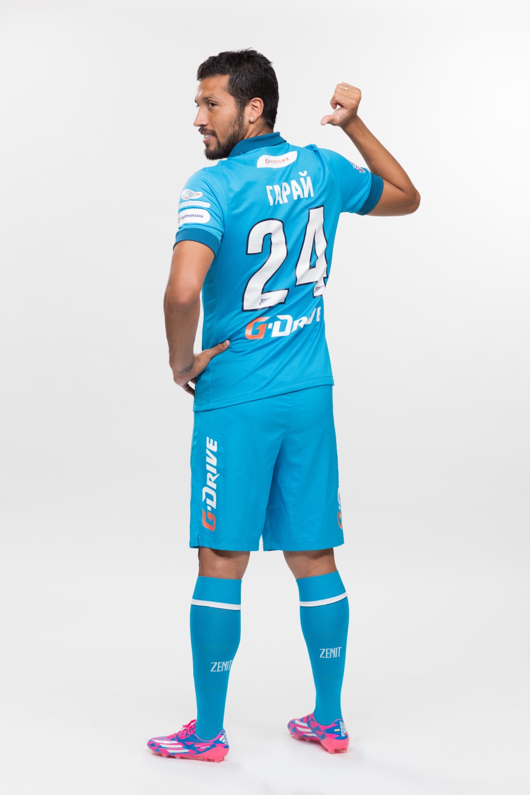 Фотосессия Эсекиэля Гарая, футболиста основного состава ФК «Зенит»