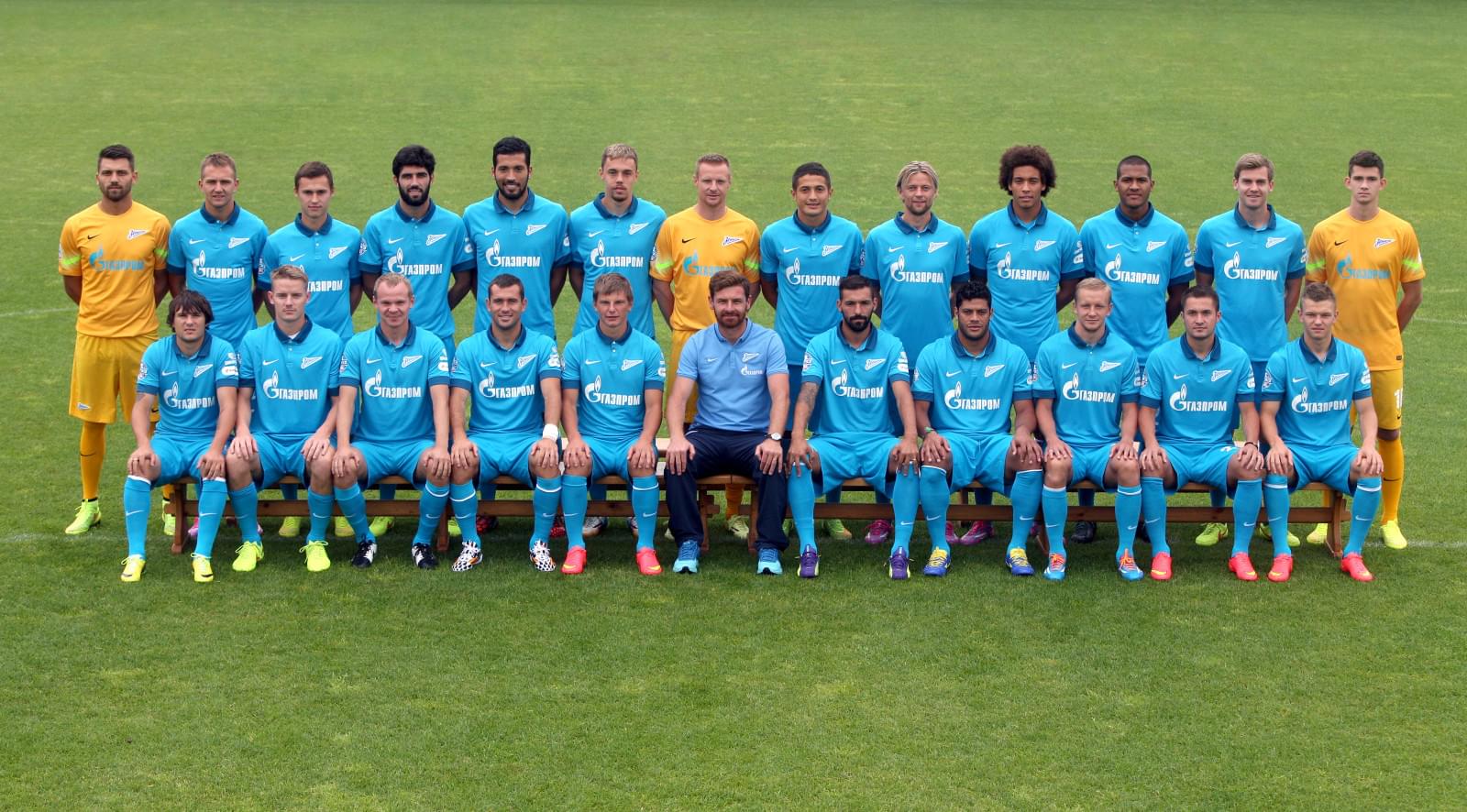 Фотосессия основного состава ФК «Зенит» сезона 2014/2015