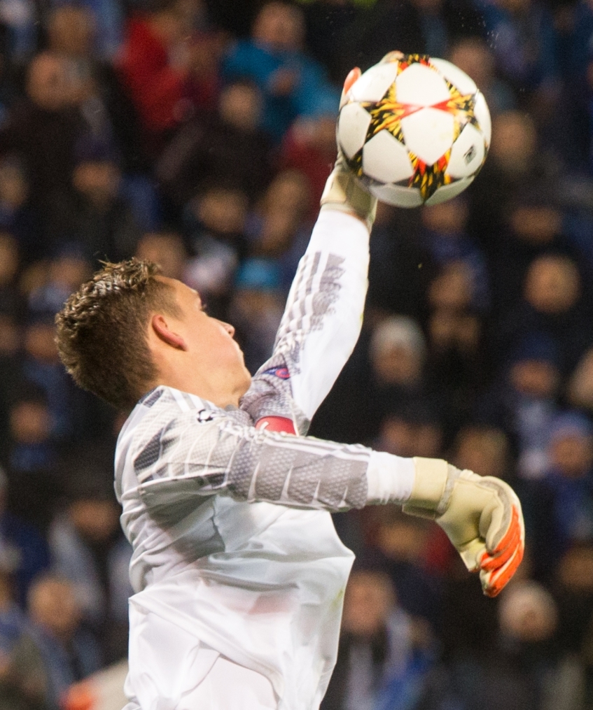 Лига чемпионов УЕФА, 2014/15, «Зенит» — «Байер»