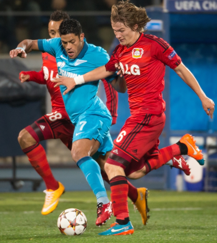 Лига чемпионов УЕФА, 2014/15, «Зенит» — «Байер»