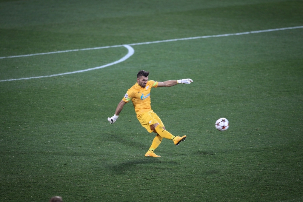 Лига чемпионов УЕФА, 2014/15, «Зенит» — «Байер»