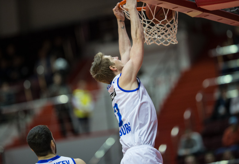 Кубок Европы  2014/2015, «Зенит» — «Сольноки Олай»