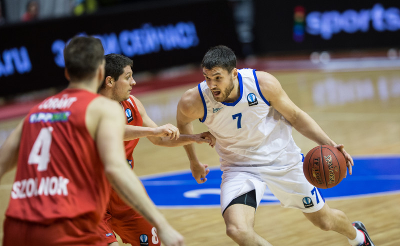 Кубок Европы  2014/2015, «Зенит» — «Сольноки Олай»