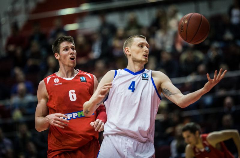 Кубок Европы  2014/2015, «Зенит» — «Сольноки Олай»
